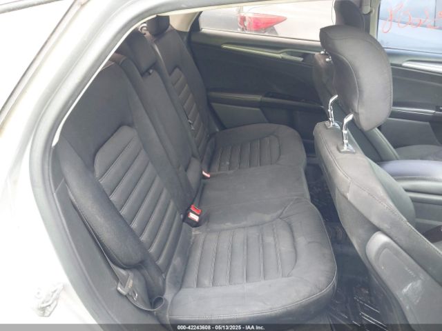 1FA6P0H74E5382332 Ford FUSION SE
