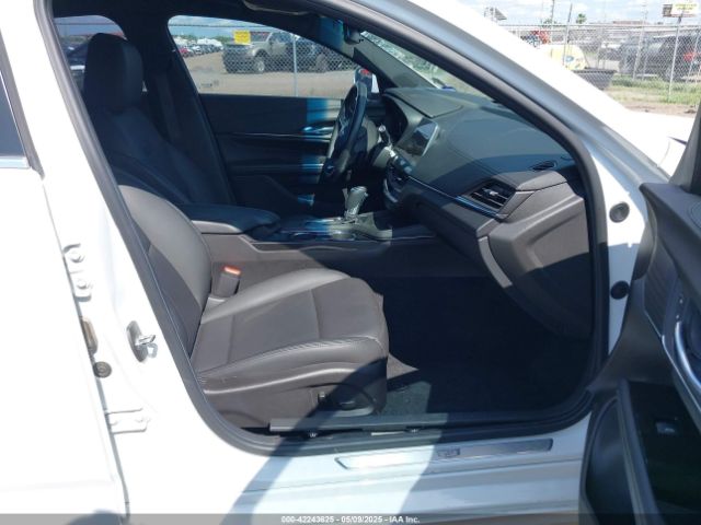 2022 CADILLAC CT4 1G6DA5RK7N0117309 Photo 4