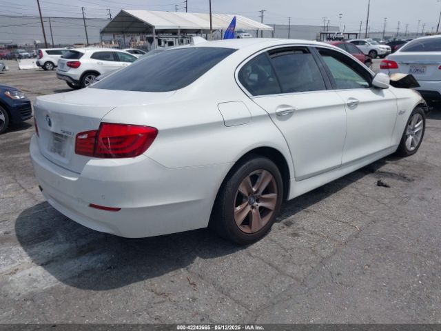 2011 BMW 528I WBAFR1C59BC737001 Photo 3