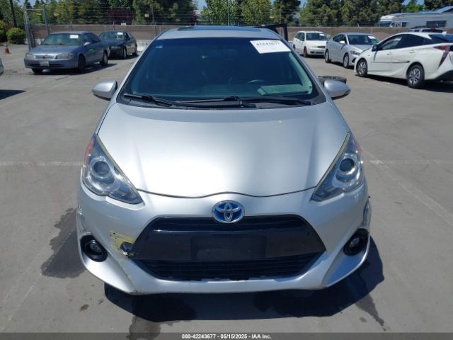 JTDKDTB3XG1117997 Toyota Prius C Four
