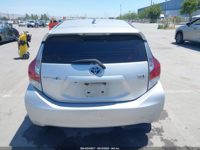 JTDKDTB3XG1117997 Toyota Prius C Four