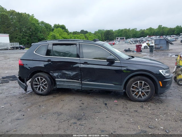 Volkswagen Tiguan 2021 3VV3B7AX6MM021502 Image 12