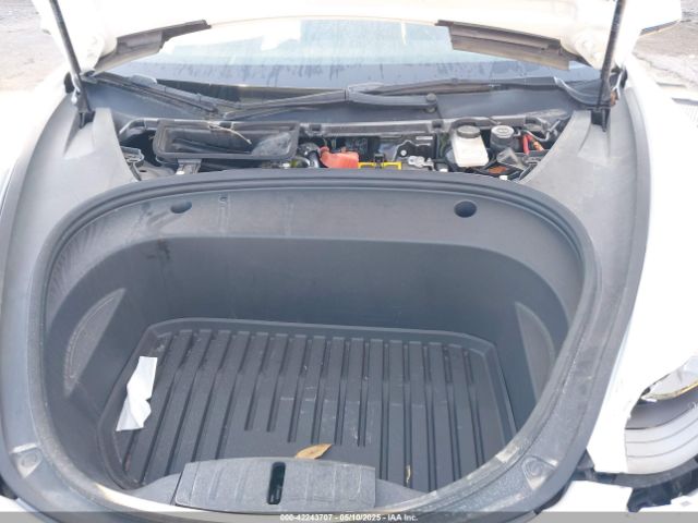 2022 TESLA MODEL 3 5YJ3E1EB2NF137030 Photo 9