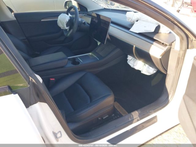 2022 TESLA MODEL 3 5YJ3E1EB2NF137030 Photo 4