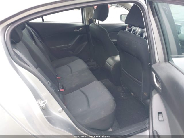 3MZBM1T73GM313057 Mazda Mazda3 I Sport