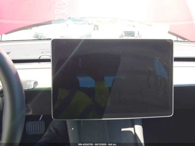 Tesla MODEL 3 2023 5YJ3E1EA9PF570256 Image 17