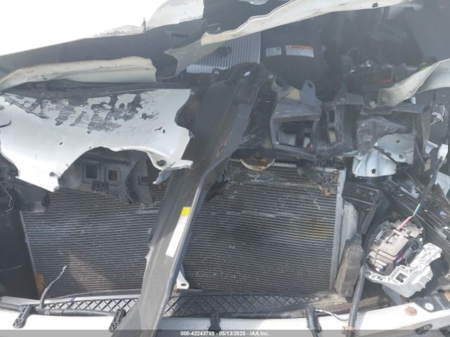 JTDKARFU0G3000884 Toyota Prius Three