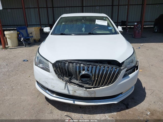 1G4GB5G3XEF233177 Buick lfx