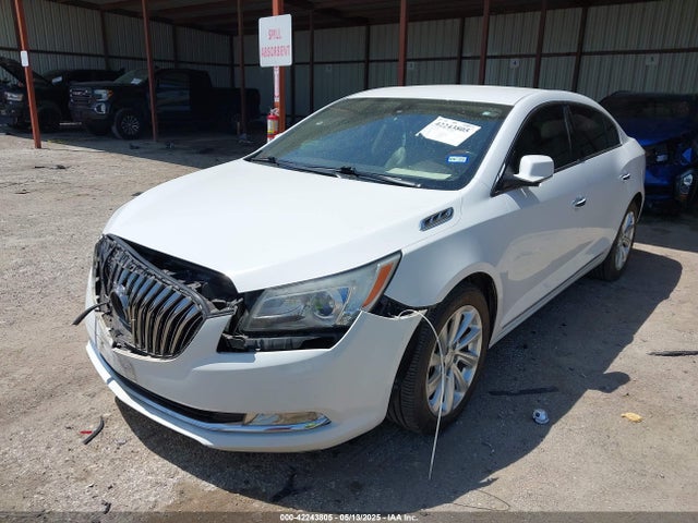 1G4GB5G3XEF233177 Buick lfx