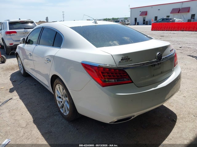 1G4GB5G3XEF233177 Buick lfx