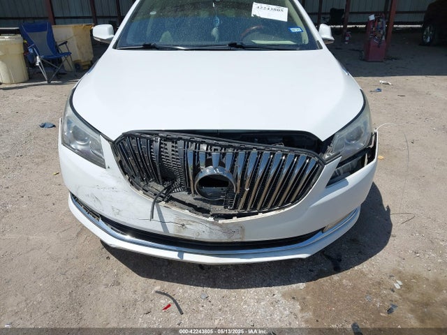 1G4GB5G3XEF233177 Buick lfx