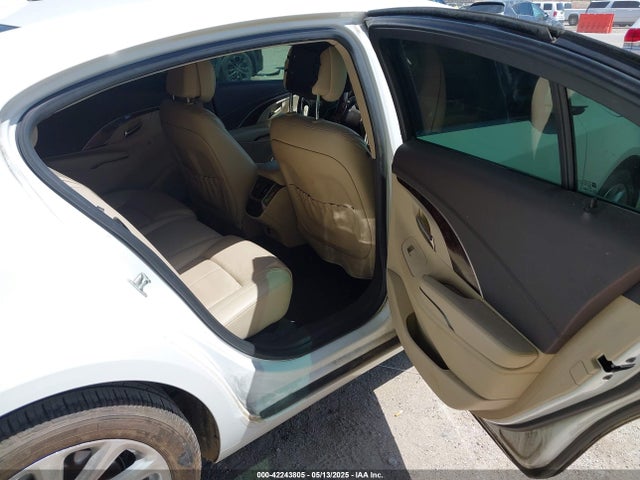 1G4GB5G3XEF233177 Buick lfx