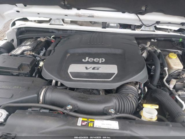 1C4BJWEG7FL712155 Jeep Wrangler Unlimited Altitude