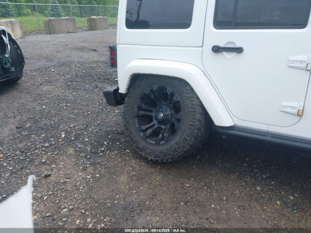 1C4BJWEG7FL712155 Jeep Wrangler Unlimited Altitude