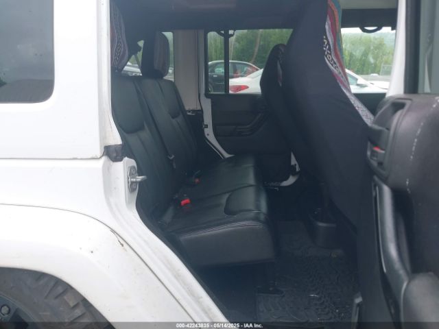 1C4BJWEG7FL712155 Jeep Wrangler Unlimited Altitude