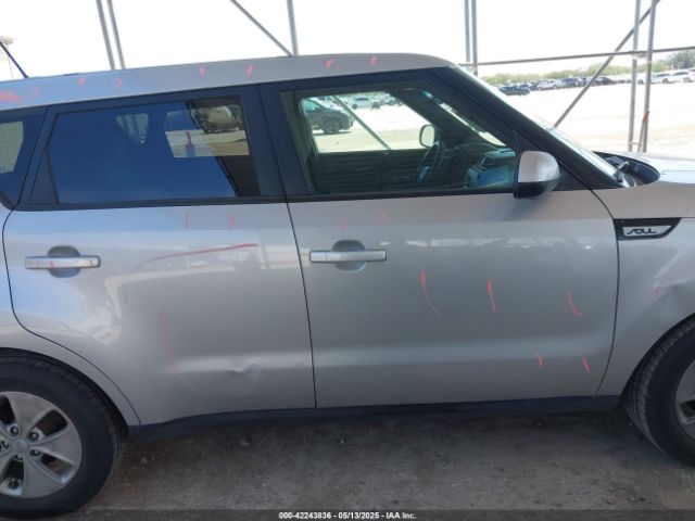 KNDJN2A26F7800304 KIA Soul
