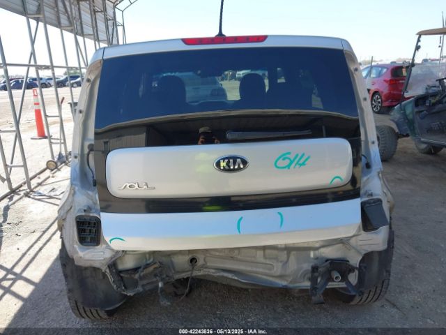 KNDJN2A26F7800304 KIA Soul