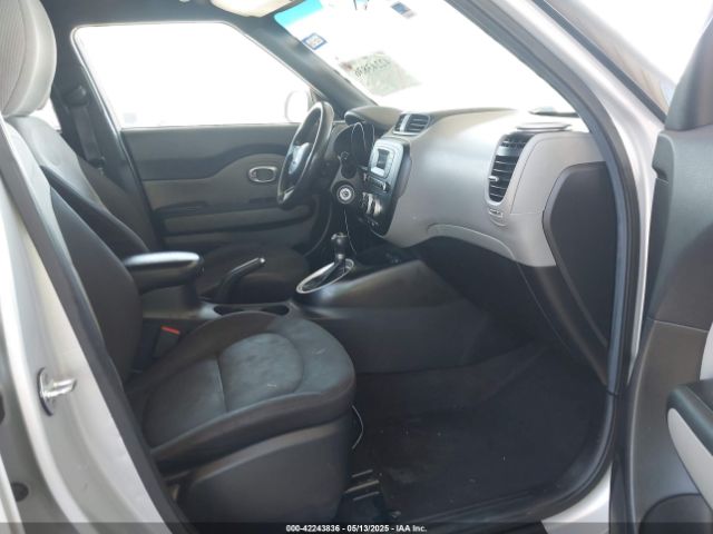 KNDJN2A26F7800304 KIA Soul