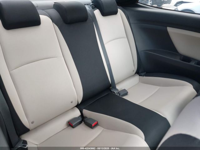 2HGFC4B08HH305132 Honda Civic Lx-p