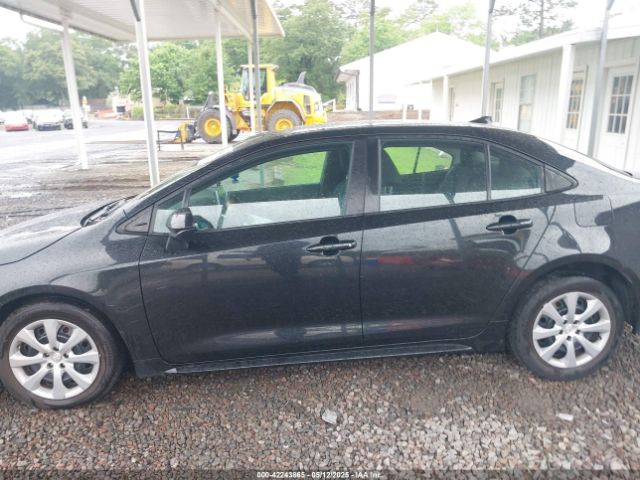 5YFEPRAE9LP084569 Toyota COROLLA LE