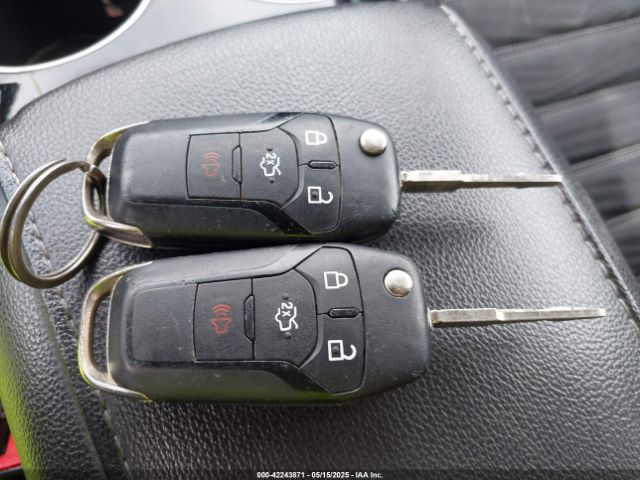 3FA6P0H78GR221367 Ford FUSION SE