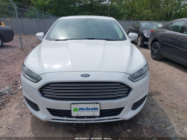 3FA6P0H78GR221367 Ford FUSION SE