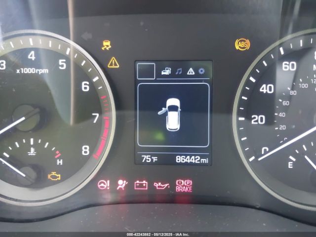 KM8J23A41GU239282 Hyundai TUCSON SE