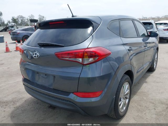 KM8J23A41GU239282 Hyundai TUCSON SE