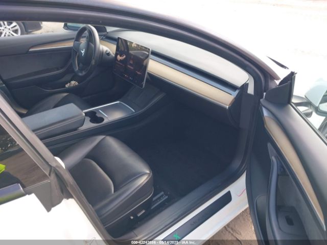 2022 TESLA MODEL 3 5YJ3E1EA2NF148570 Photo 4