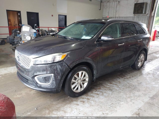 5XYPG4A55GG161993 KIA Sorento 3.3l Lx