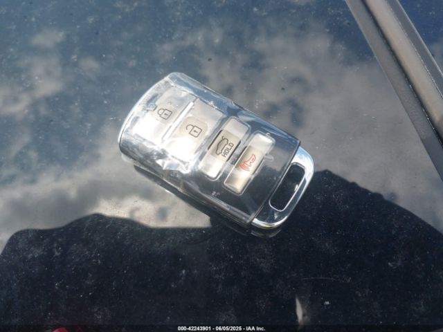 KNALN4D73E5121481 KIA Cadenza Premium