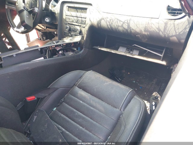 1ZVBP8CF3E5241786 Ford 2014