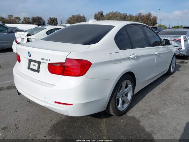 WBA3C1C50FK122384 BMW 328I