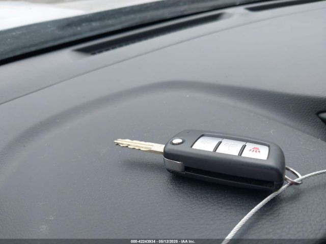 JN8AT2MT9JW463298 Nissan ROGUE S
