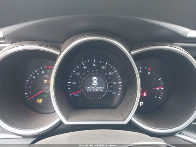 KNAGM4A79E5493996 KIA Optima Lx