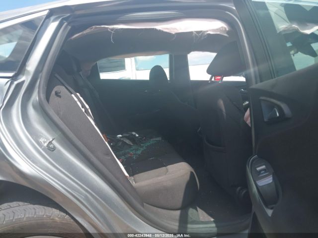 1G1ZD5ST3PF245097 Chevrolet Malibu Fwd 1lt