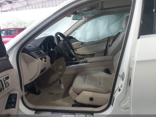 2016 MERCEDES-BENZ E 350 WDDHF5KB6GB248514 Photo 4