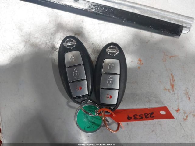5N1AR2MM0EC729667 Nissan Pathfinder Sv
