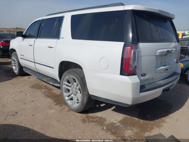 2017 GMC YUKON XL 1GKS1GKCXHR135519 Photo 2