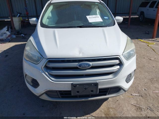 1FMCU0GD5HUC37979 Ford ESCAPE SE