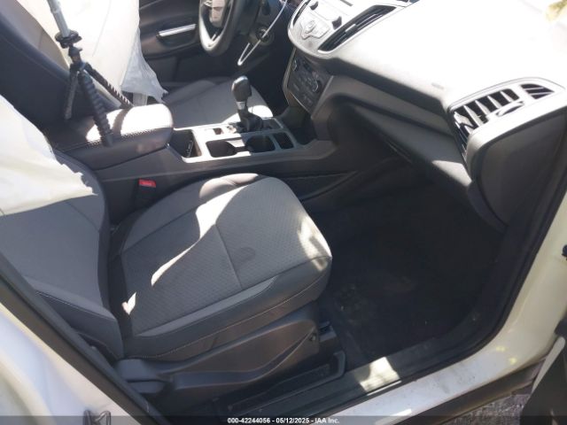 1FMCU0GD5HUC37979 Ford ESCAPE SE