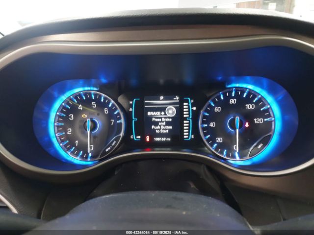2C4RC1BGXHR795722 Chrysler Pacifica Touring-l