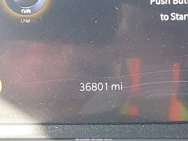 1C4RJJAG6P8901889 Jeep Grand Cherokee L Laredo 4x2