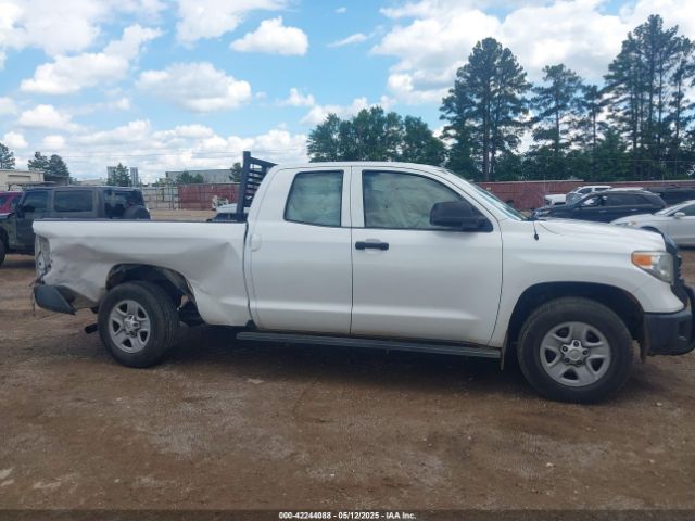 5TFRM5F11EX076205 Toyota Tundra Sr 4.6l V8