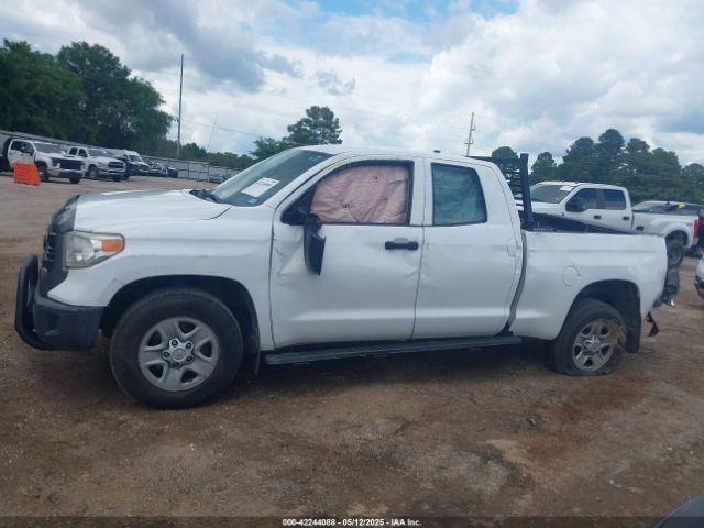 5TFRM5F11EX076205 Toyota Tundra Sr 4.6l V8