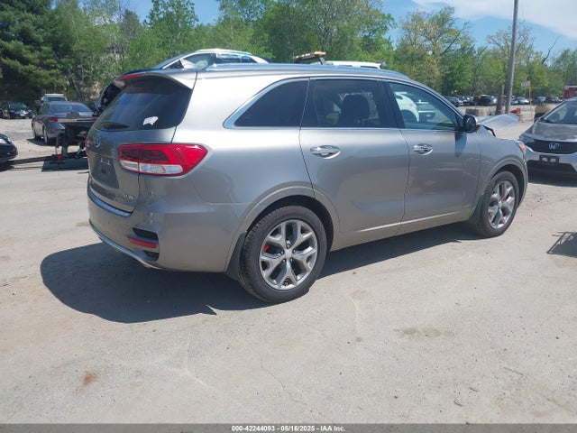 5XYPKDA56HG242677 KIA Sorento 3.3l Sx