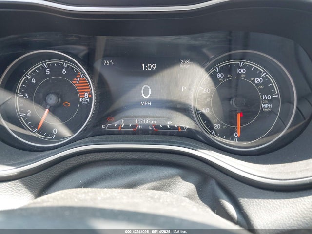 1C4PJMDX1KD412448 Jeep Cherokee Limited 4x4