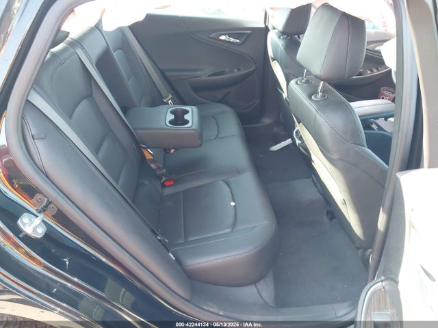 1G1ZE5ST4RF155831 Chevrolet Malibu Fwd 2lt