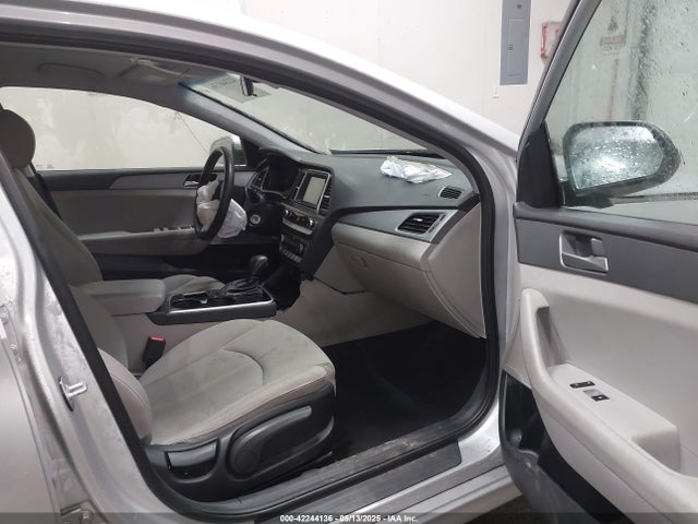 Hyundai gdi theta-ii 2019 5NPE24AF3KH787686 Image 5