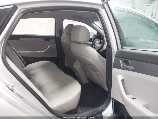 Hyundai gdi theta-ii 2019 5NPE24AF3KH787686 Image 8